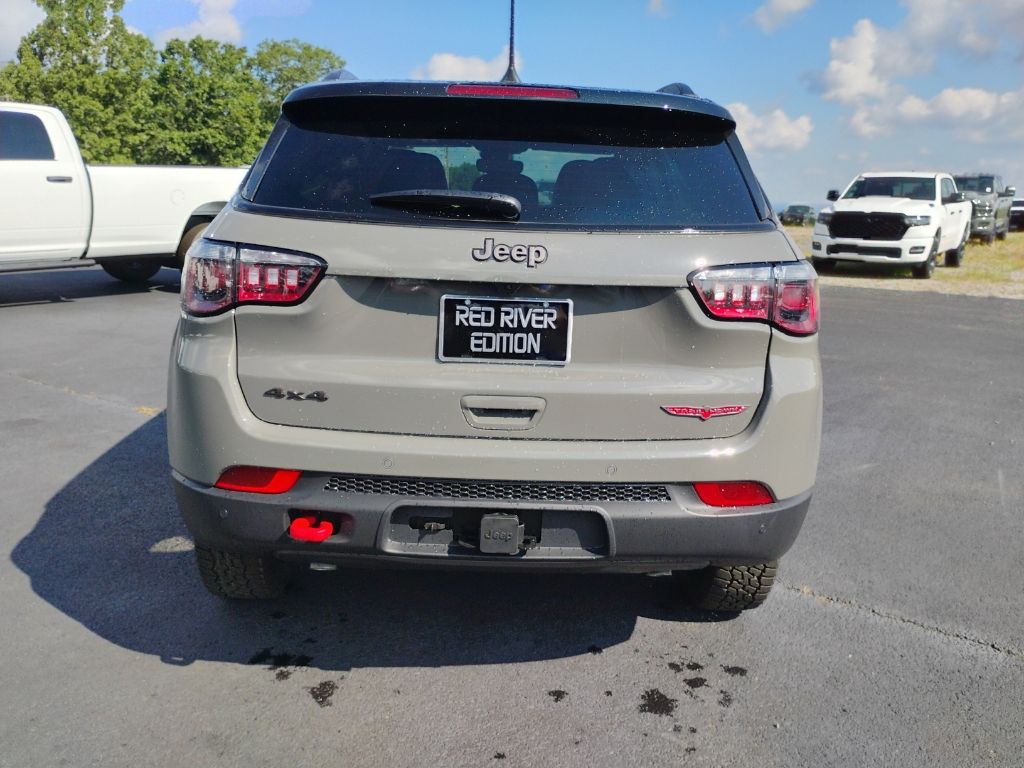 2026 Jeep Compass Trailhawk photo 6