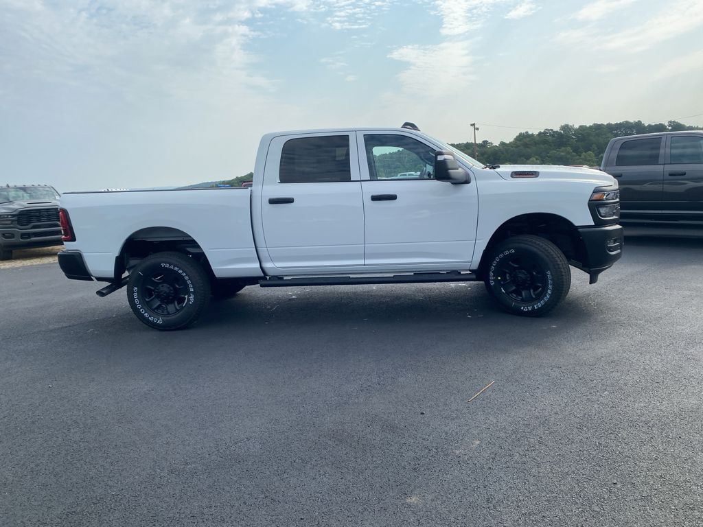 2026 Ram 2500 Tradesman photo 4