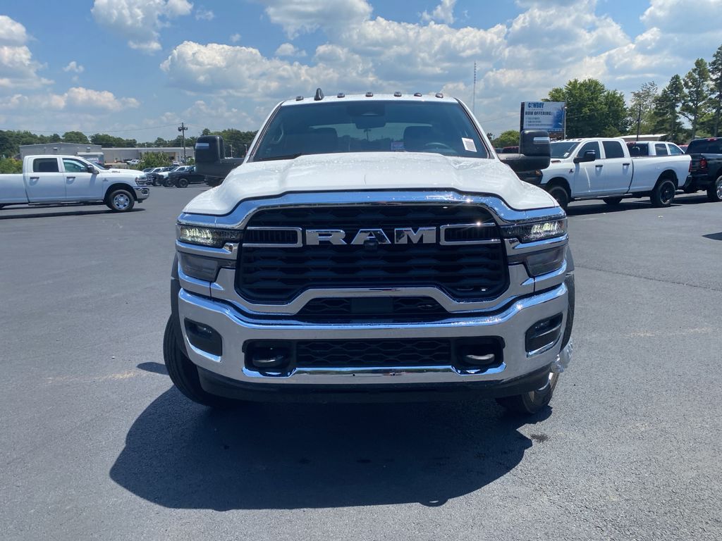 2026 Ram 4500 Chassis Tradesman photo 2