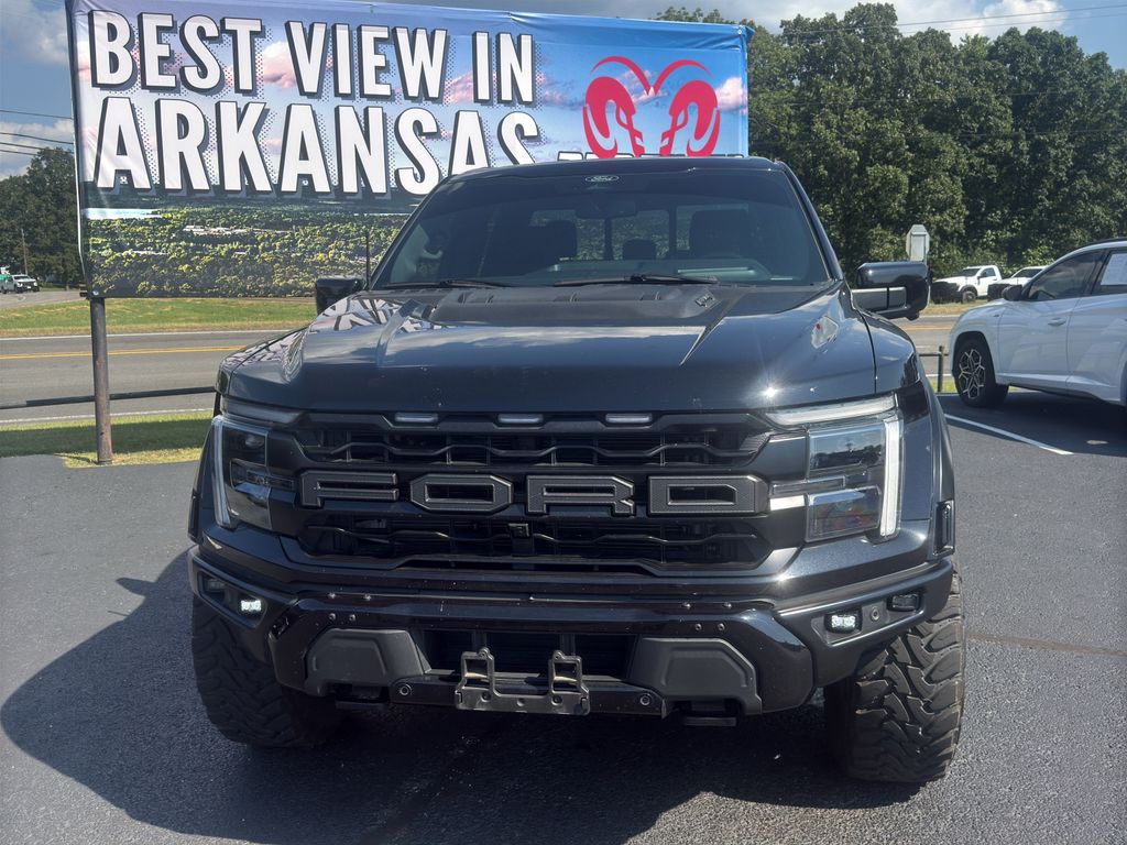 2024 Ford F-150 Raptor photo 2