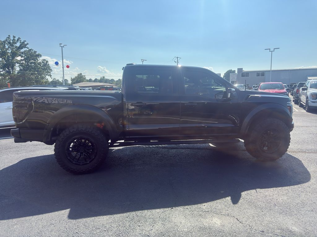 2024 Ford F-150 Raptor photo 4