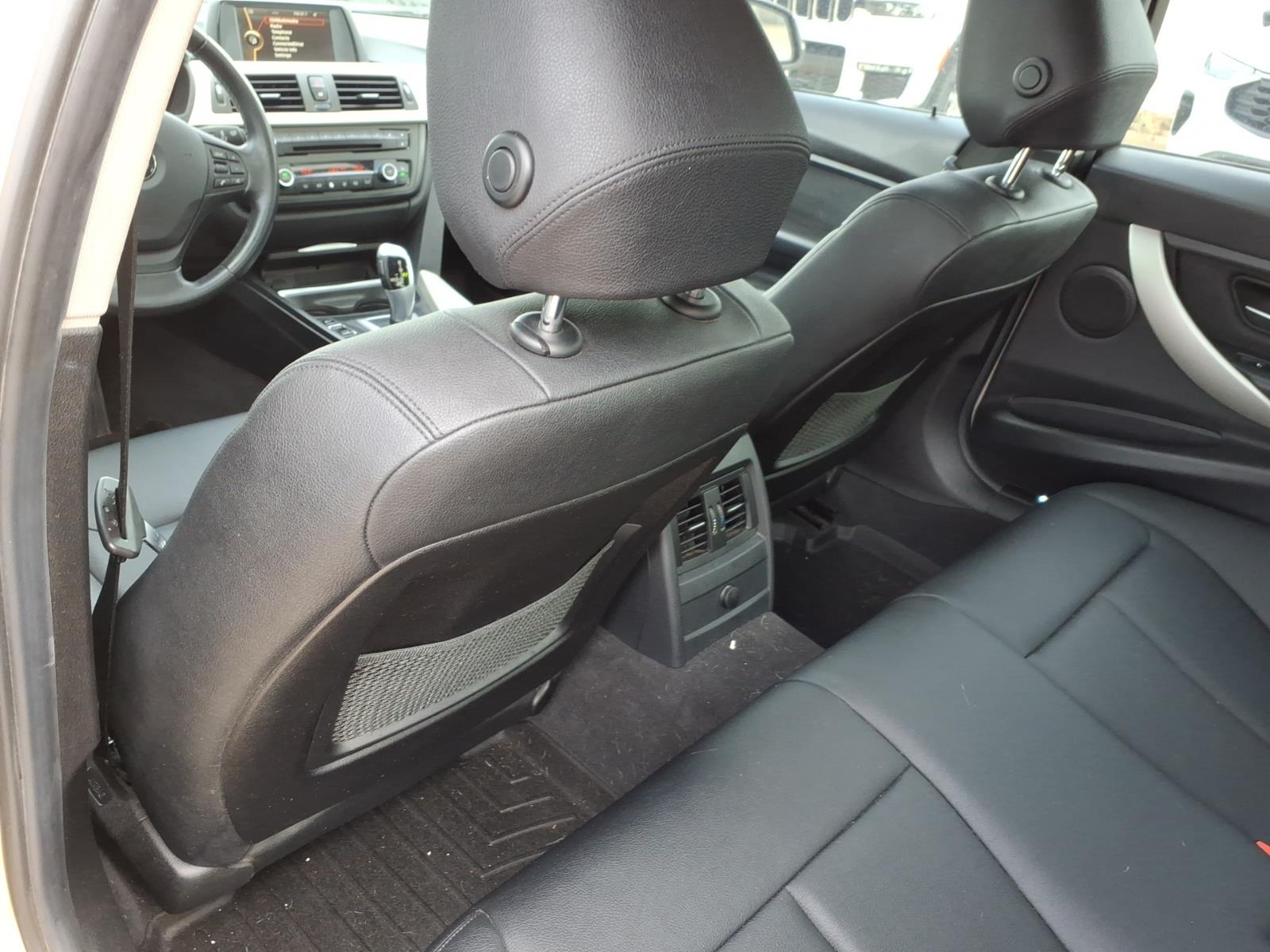 2013 BMW 3 Series 320i - Photo 7