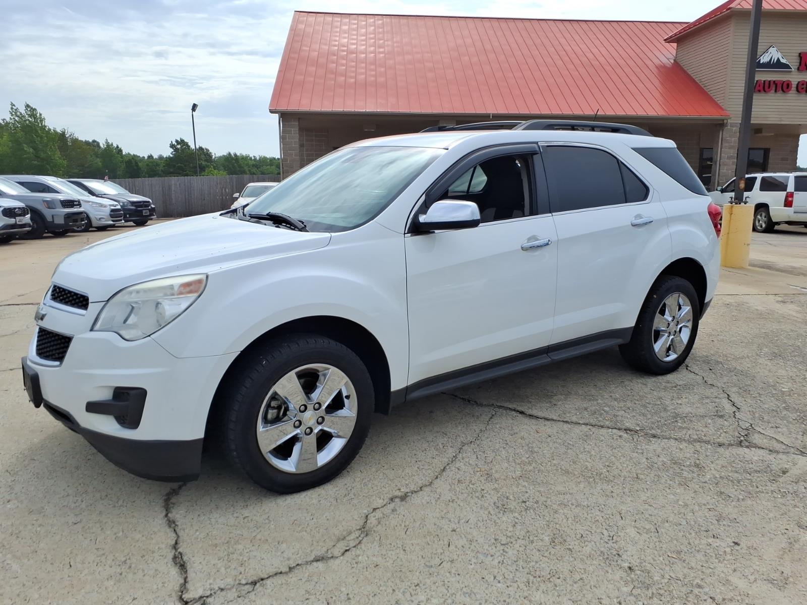 2013 Chevrolet Equinox LT photo 3