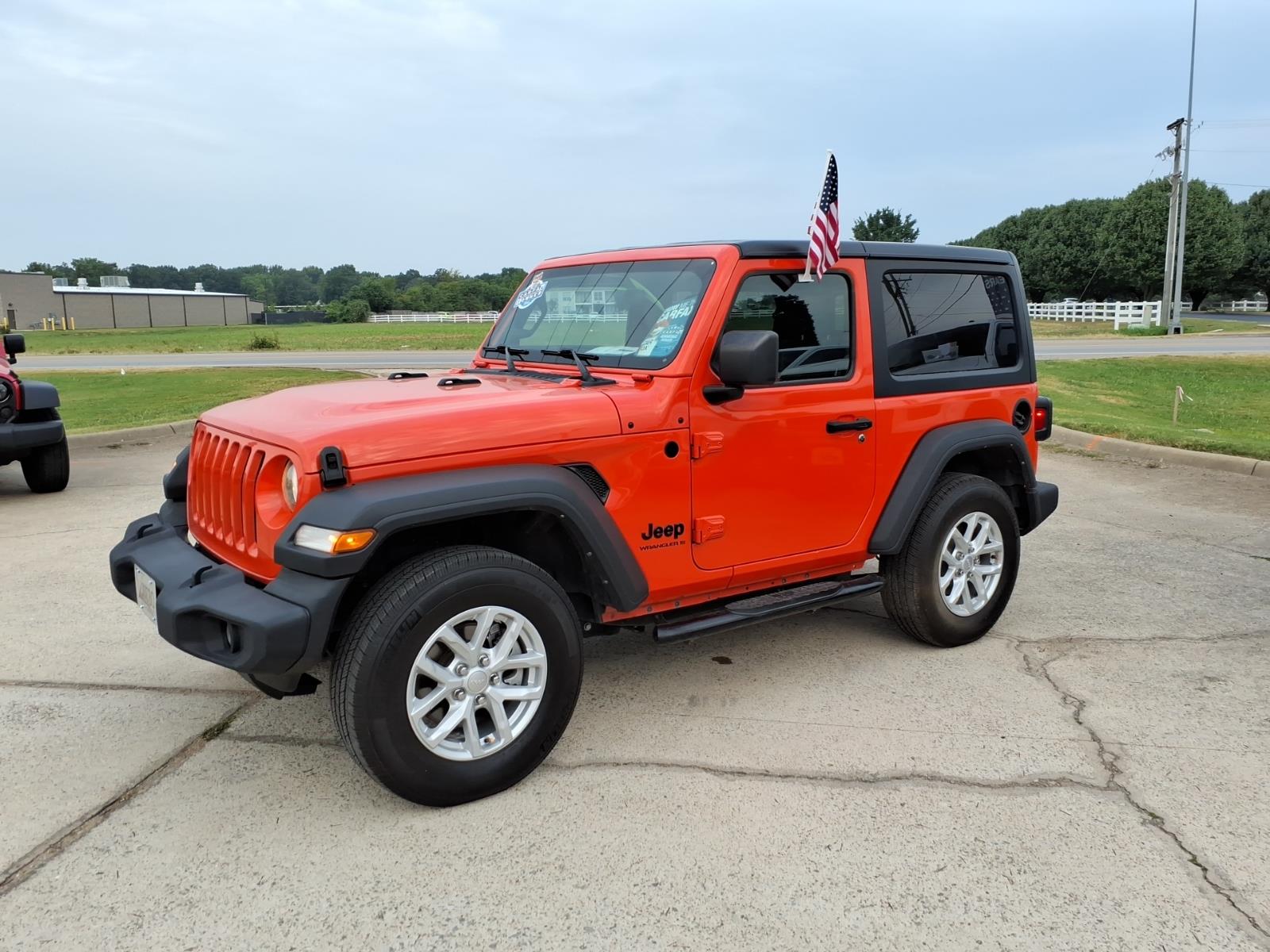 2023 Jeep Wrangler Sport S photo 3