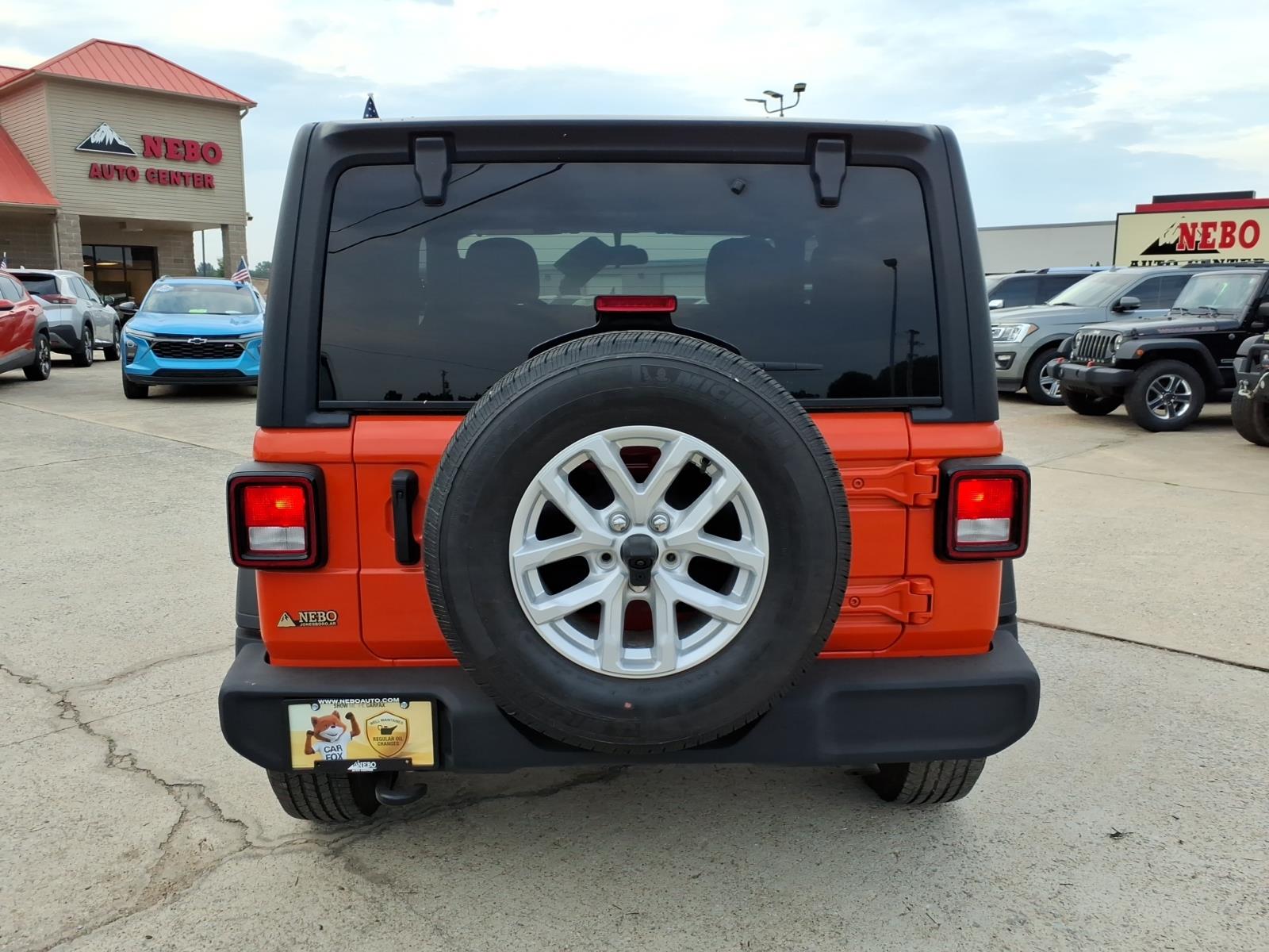 2023 Jeep Wrangler Sport S photo 4