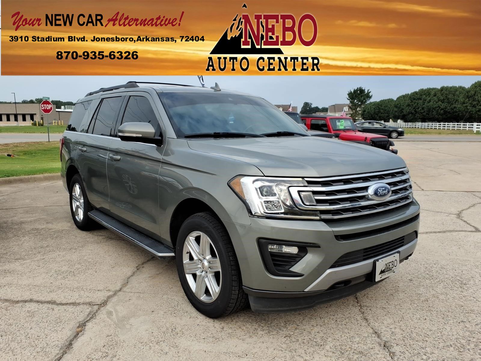 2019 Ford Expedition XLT photo 1