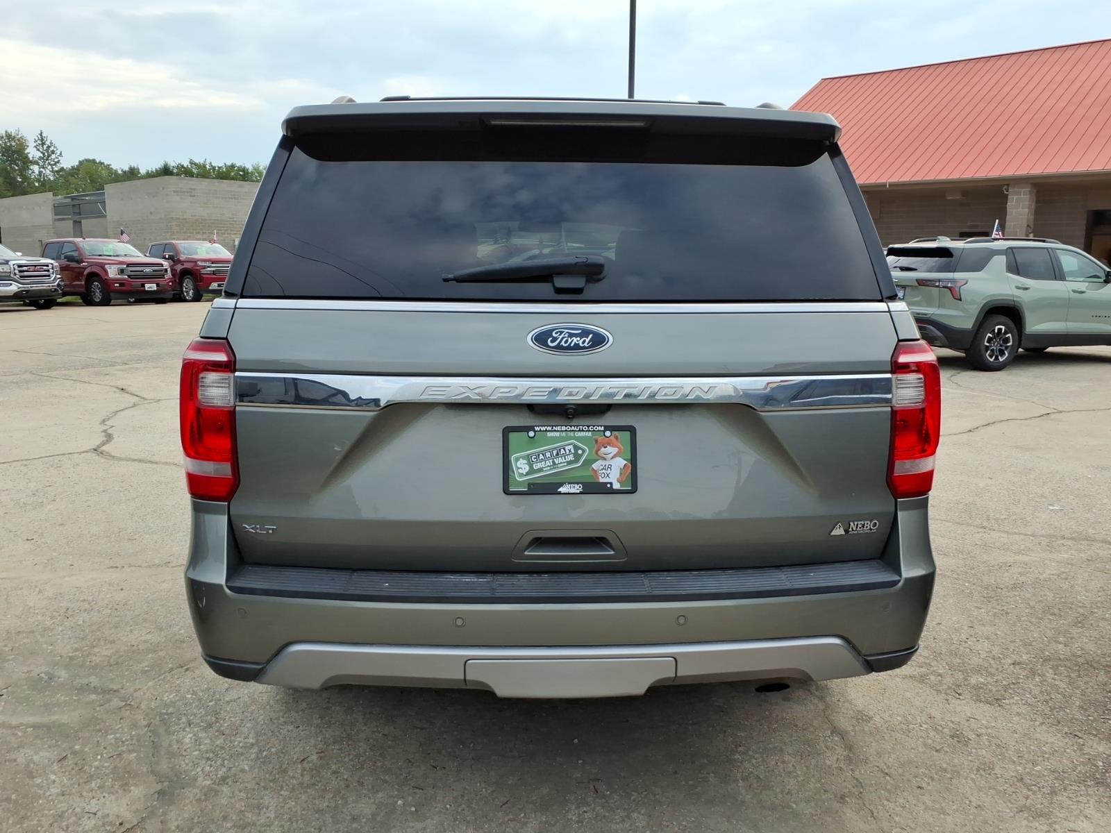 2019 Ford Expedition XLT photo 4