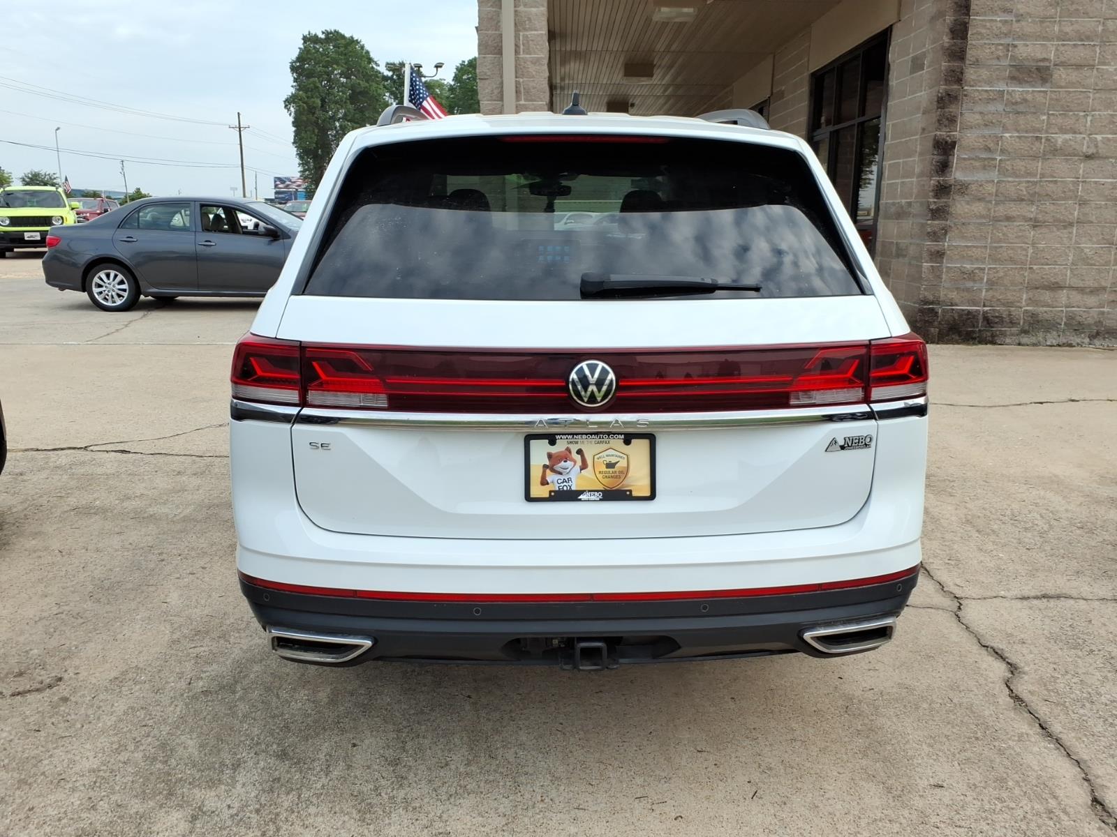 2024 Volkswagen Atlas SE photo 4