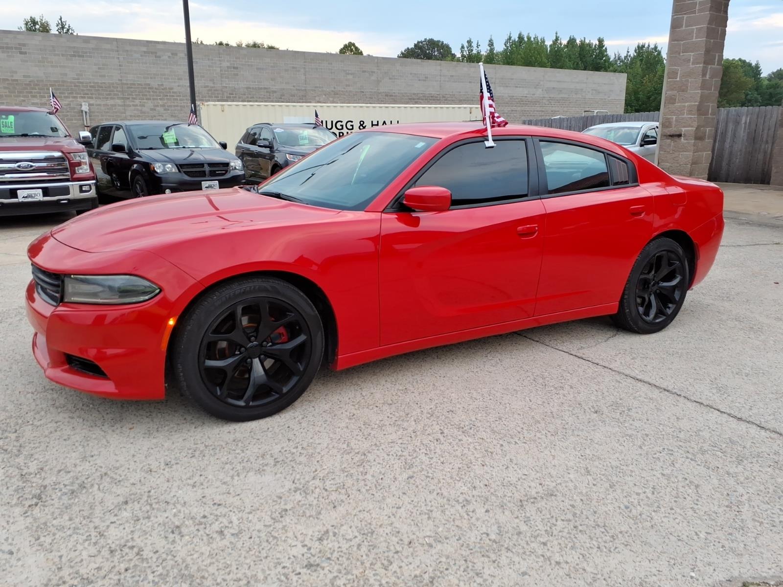 2019 Dodge Charger SXT photo 3