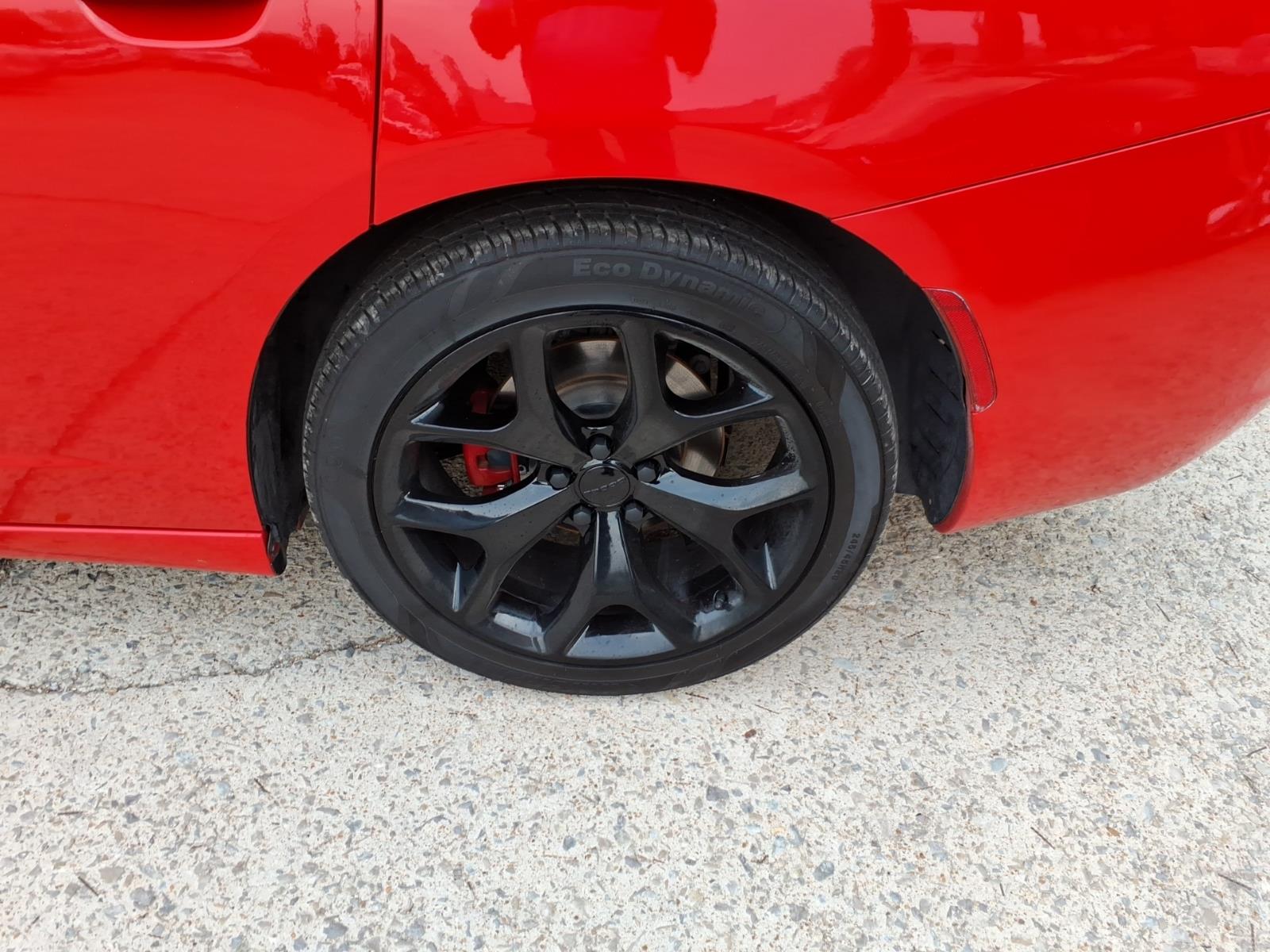 2019 Dodge Charger SXT photo 5