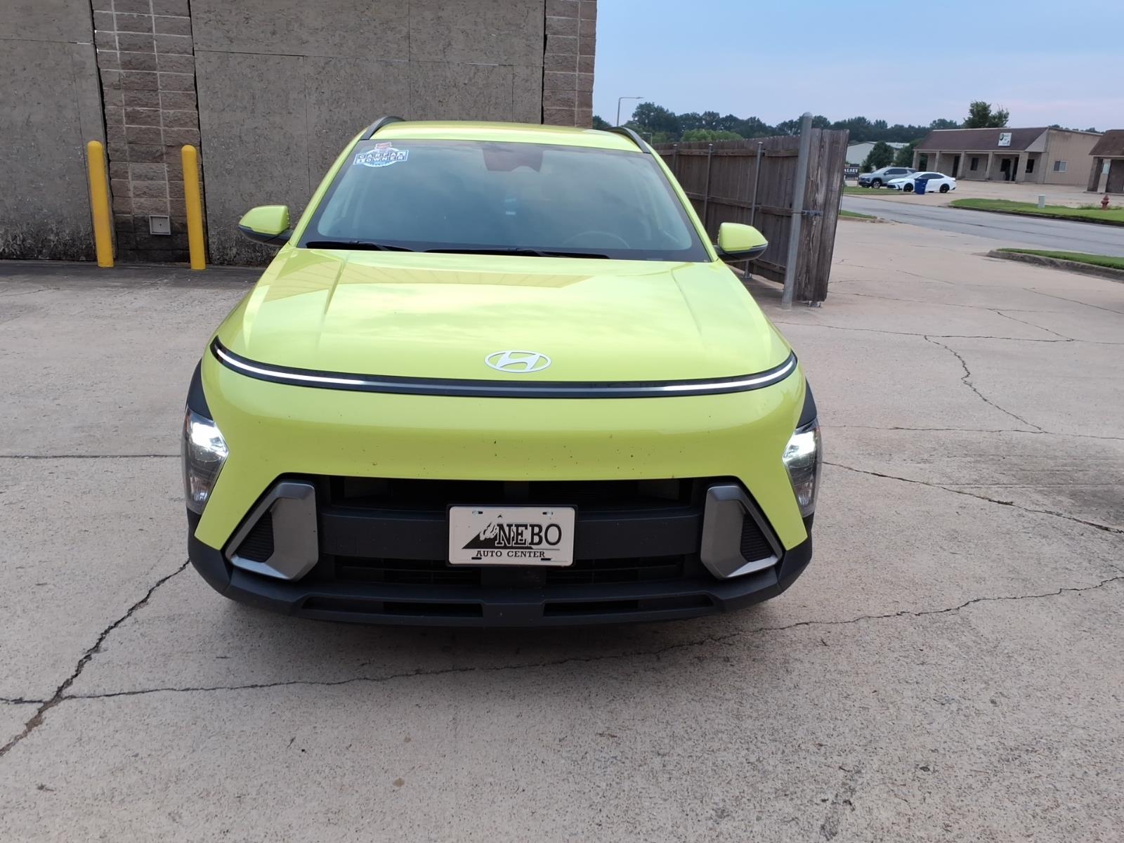 2024 Hyundai KONA SEL photo 2