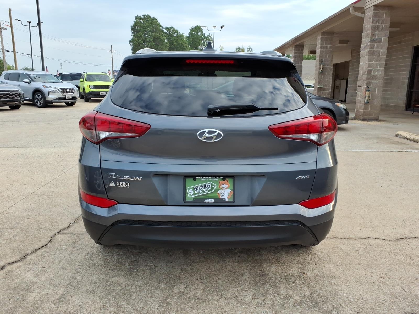 2018 Hyundai TUCSON SEL photo 4