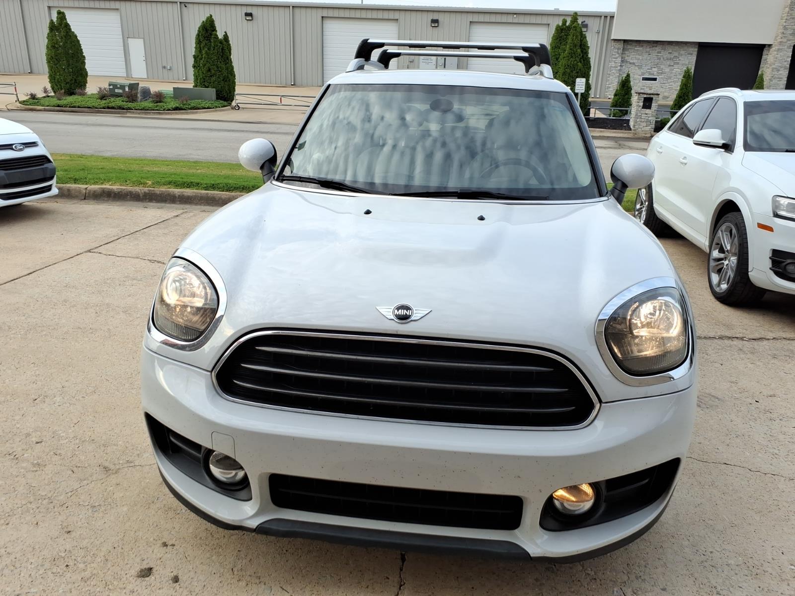 2018 MINI Countryman Cooper ALL4 photo 2