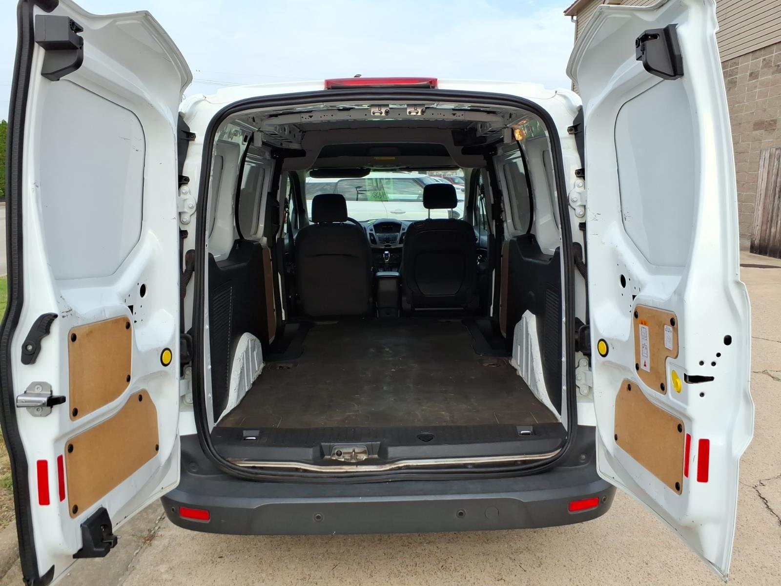 2015 Ford Transit Connect XLT photo 5