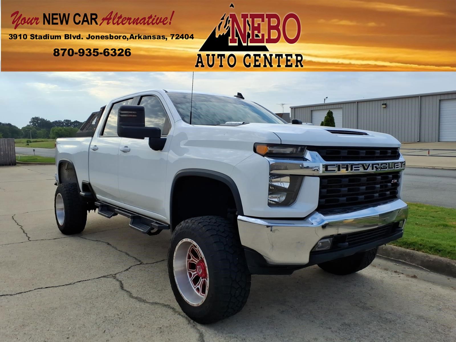 2020 Chevrolet Silverado 2500HD LT photo 1