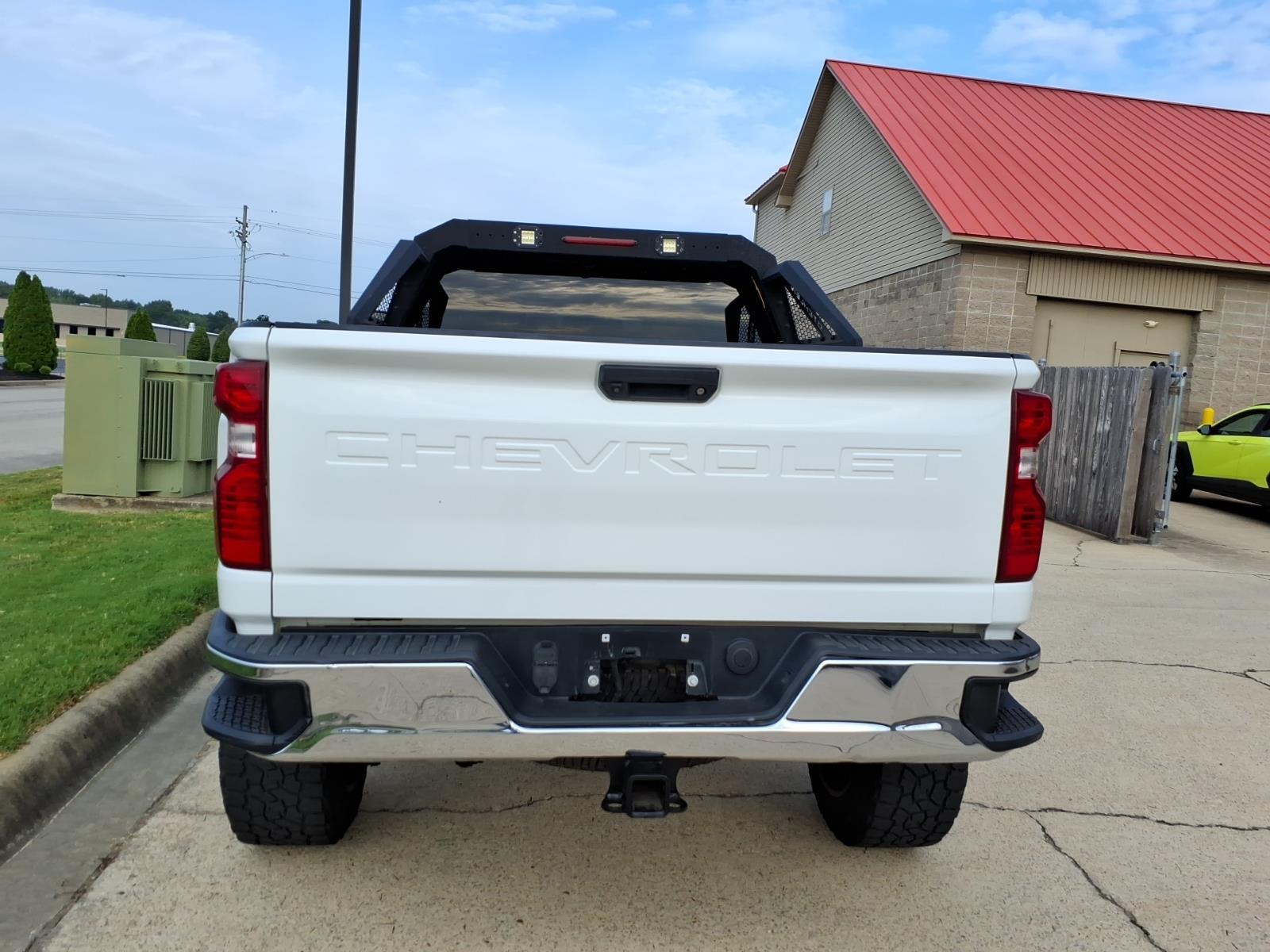 2020 Chevrolet Silverado 2500HD LT photo 4
