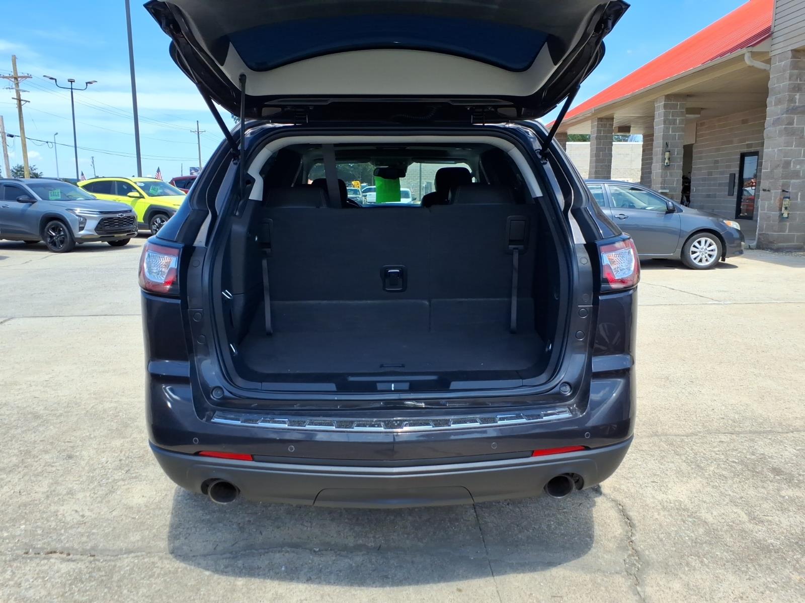 2017 Chevrolet Traverse Premier photo 6