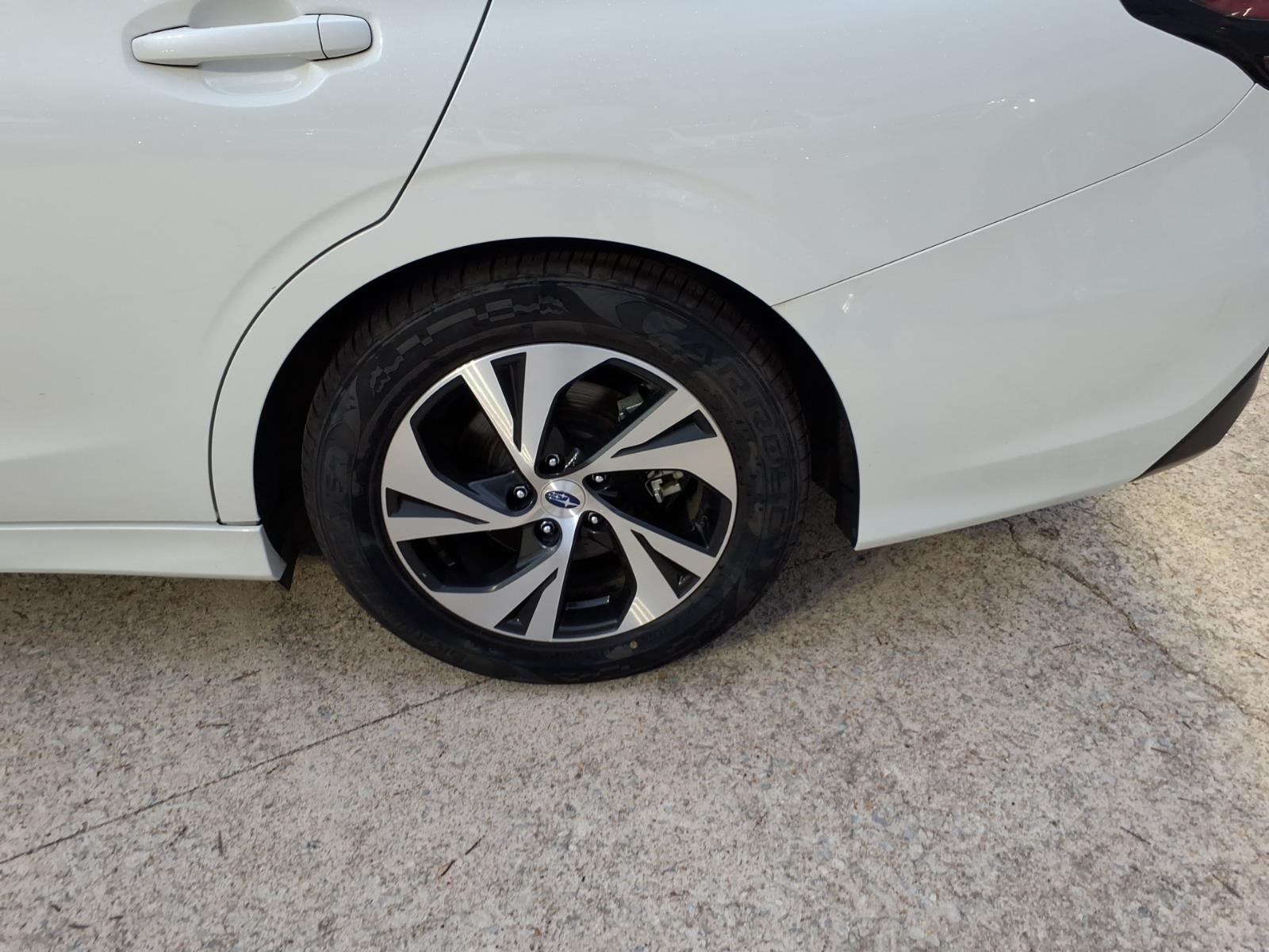 2023 Subaru Legacy Premium photo 6