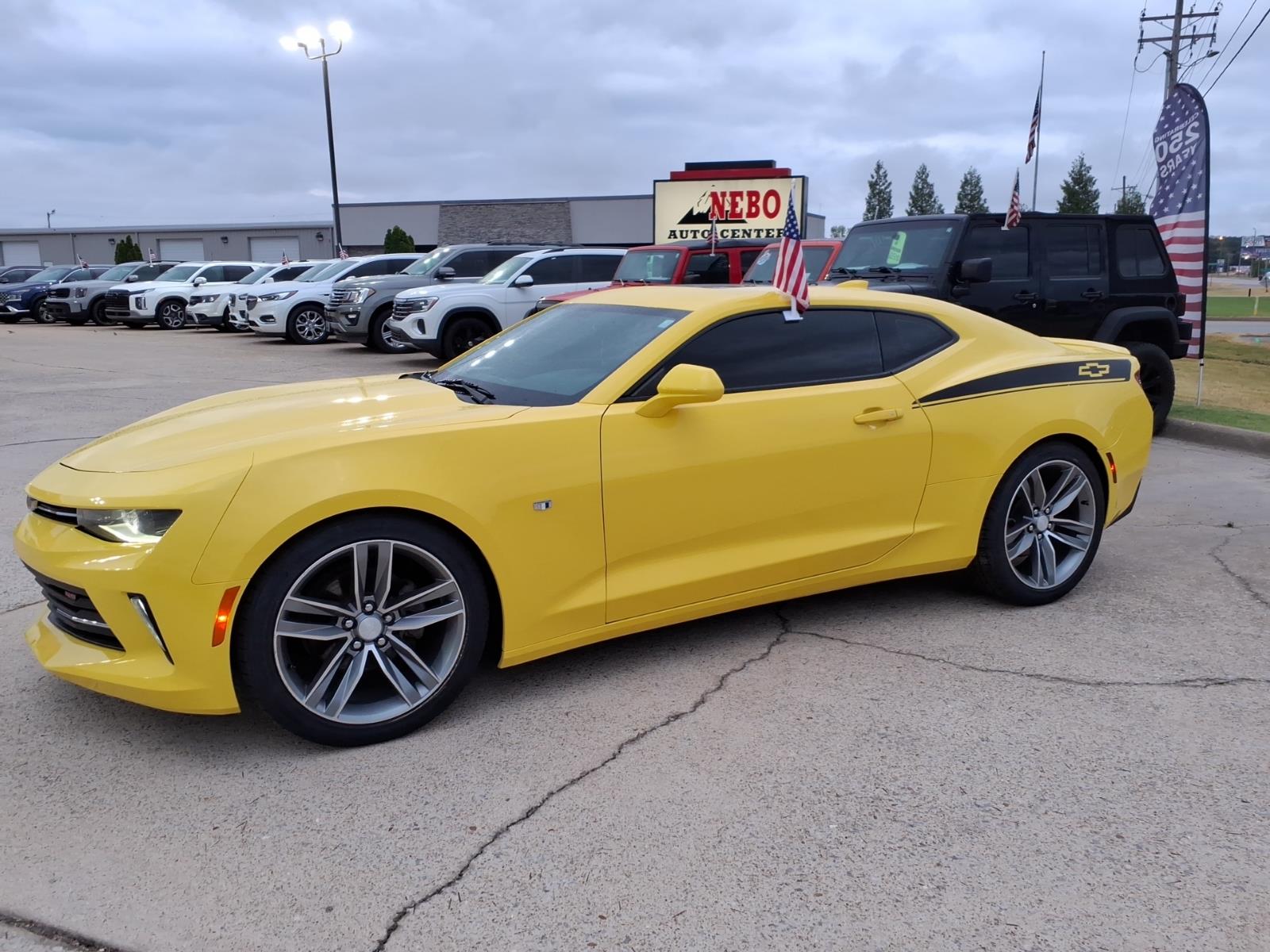 2016 Chevrolet Camaro LT photo 3