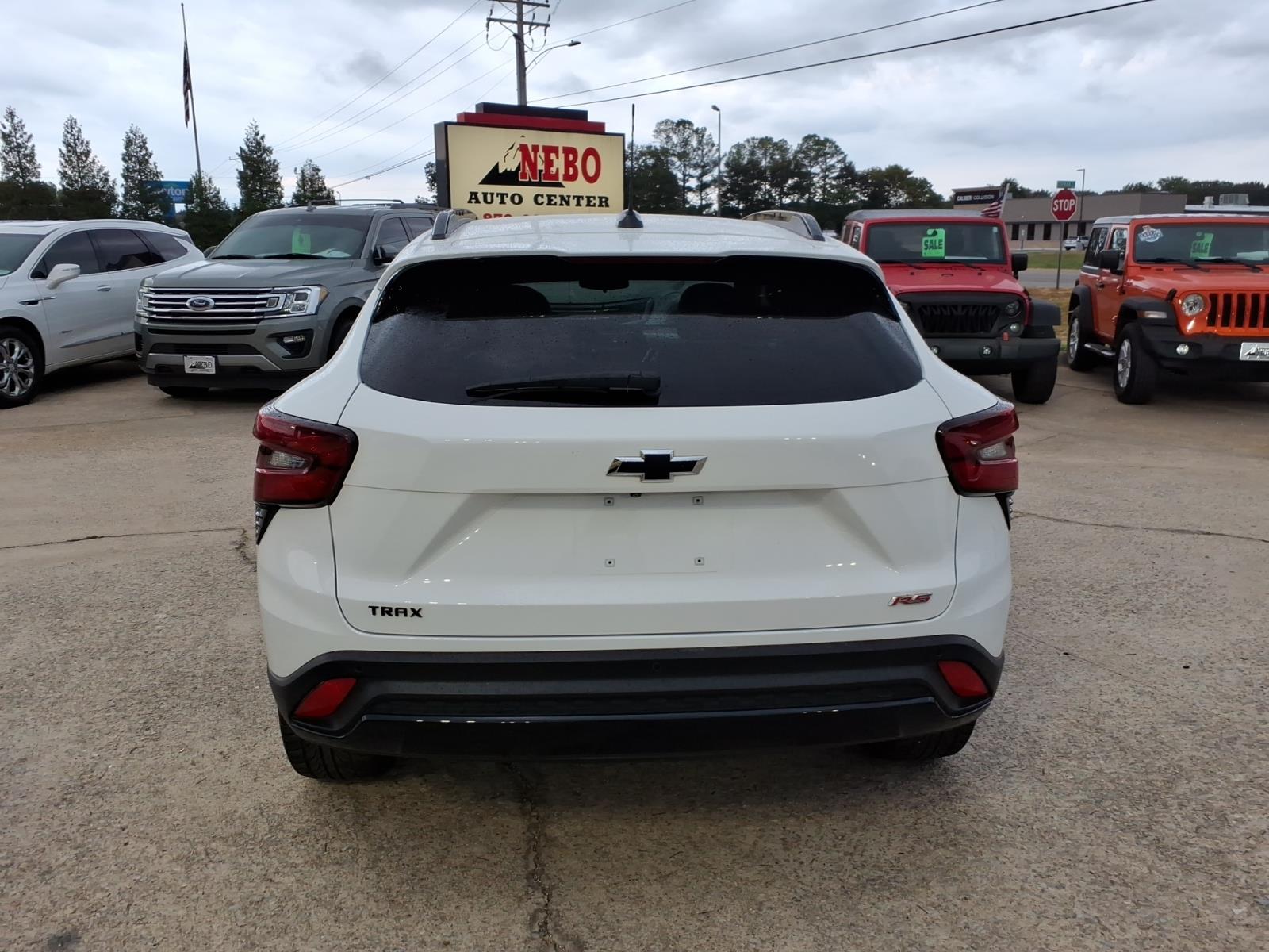 2024 Chevrolet Trax RS photo 4