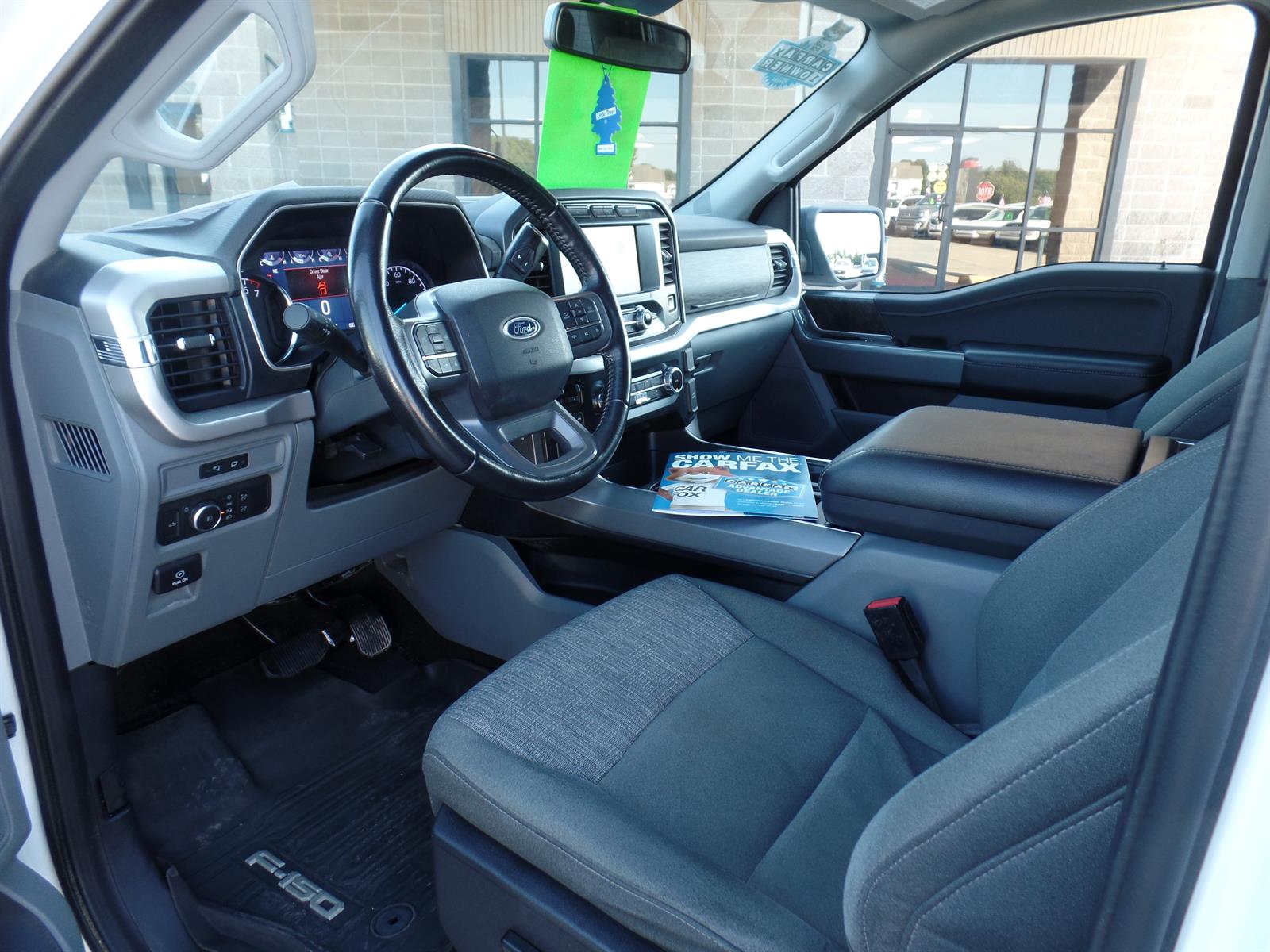 2022 Ford F-150 XLT photo 3