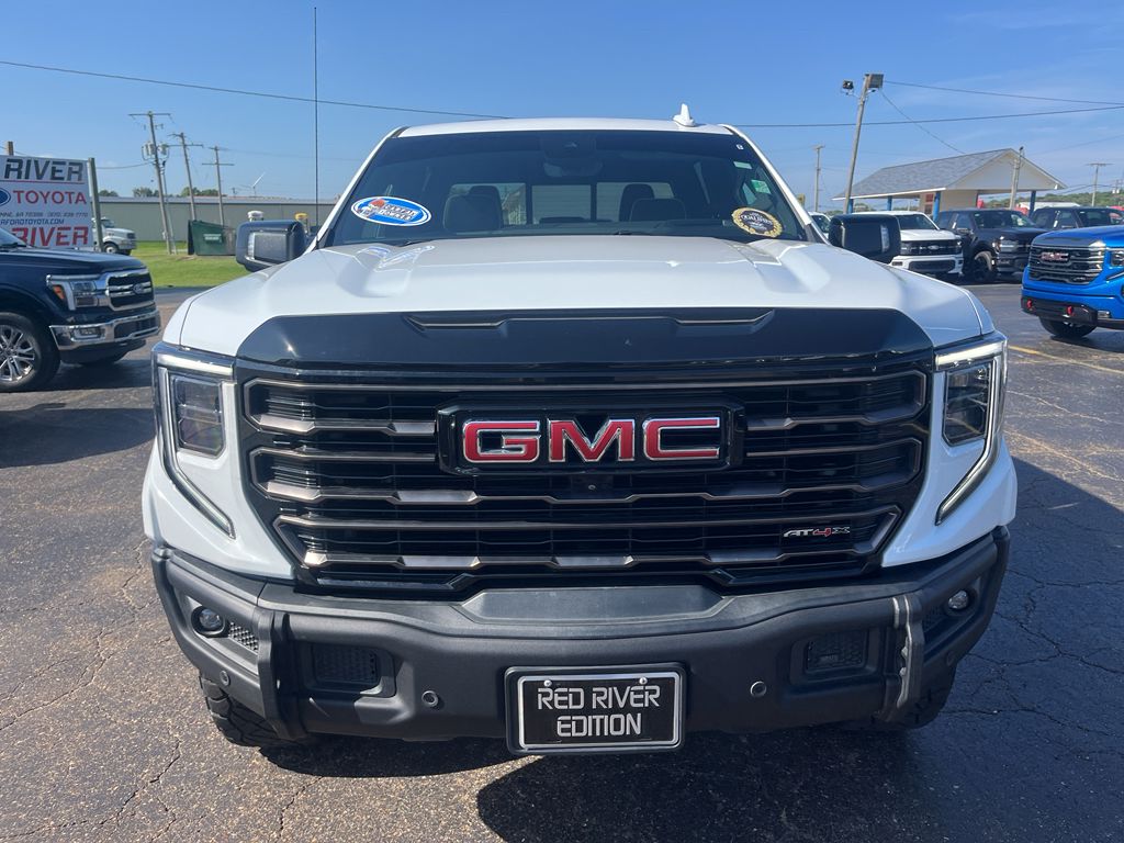 2023 GMC Sierra AT4X photo 2