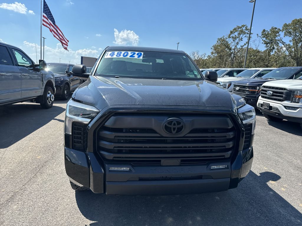 2025 Toyota Tundra SR5 photo 2