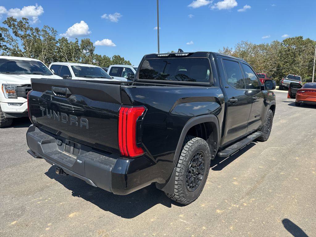 2025 Toyota Tundra SR5 photo 5