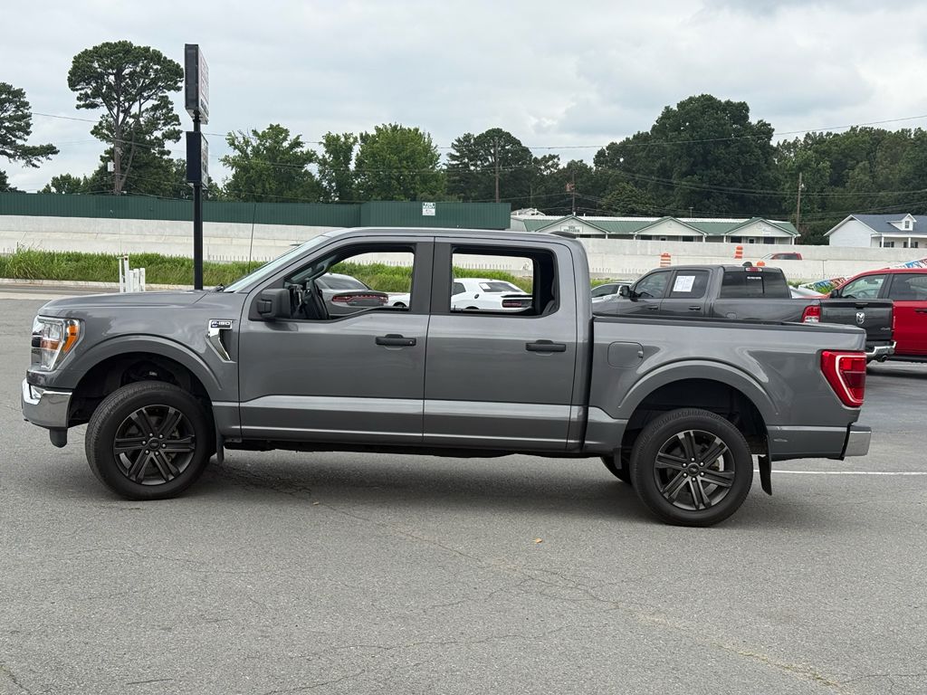2021 Ford F-150 XLT photo 4