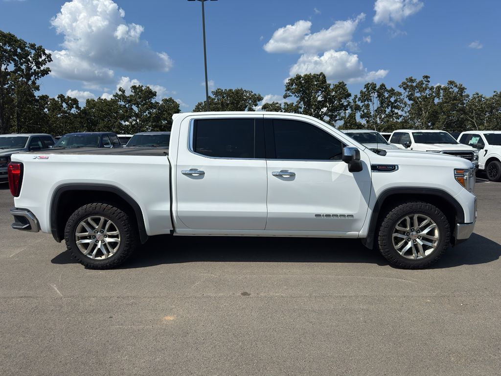 2021 GMC Sierra SLT photo 4