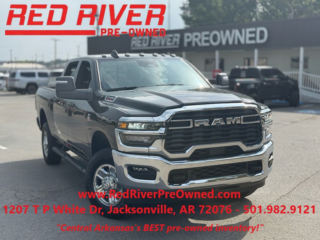 2025 Ram 2500 Tradesman photo 1
