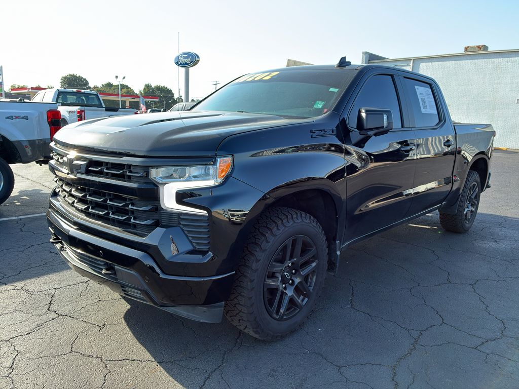 2024 Chevrolet Silverado RST photo 1