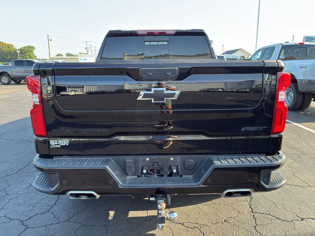 2024 Chevrolet Silverado RST photo 6