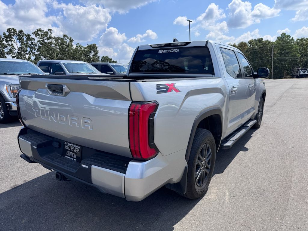 2024 Toyota Tundra SR5 photo 5