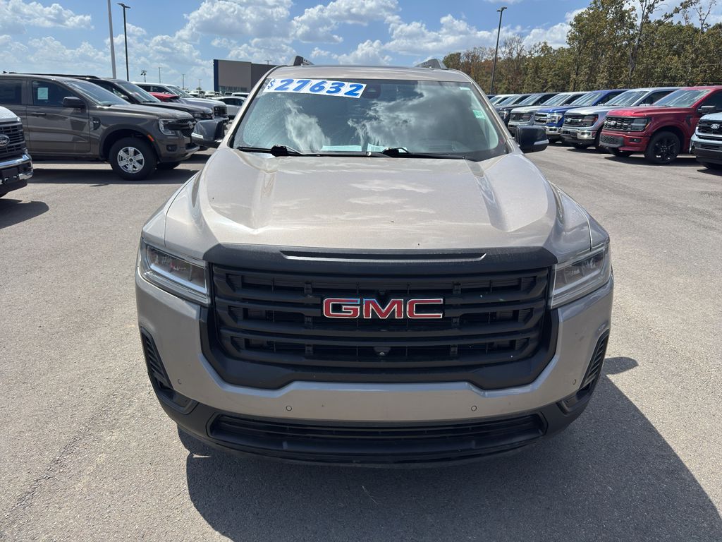 2022 GMC Acadia AT4 photo 2