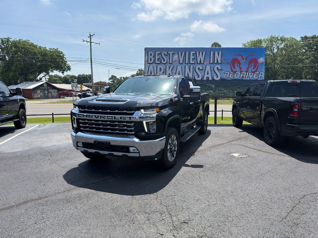 2022 Chevrolet Silverado LTZ photo 1
