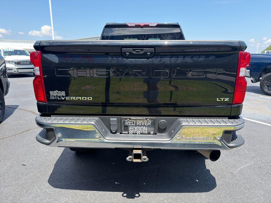 2022 Chevrolet Silverado LTZ photo 6