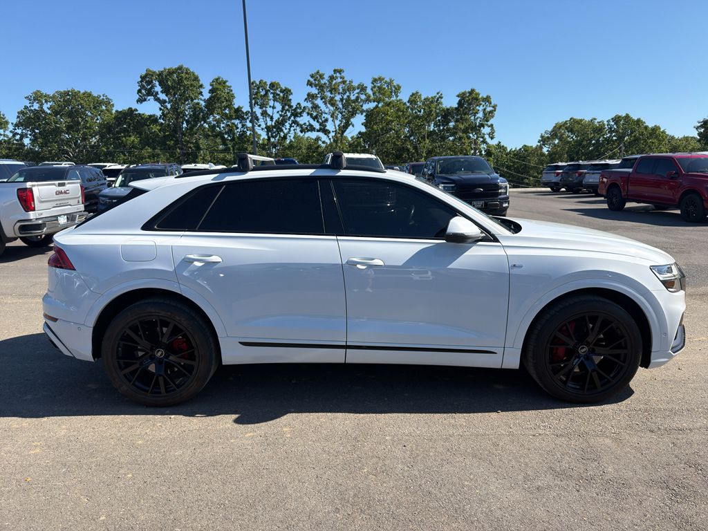 2022 Audi Q8 Premium Plus photo 5