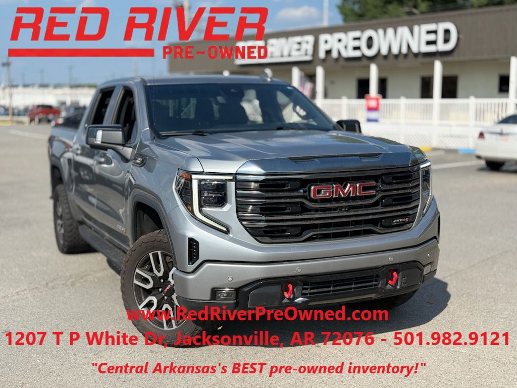 2024 GMC Sierra AT4 photo 1