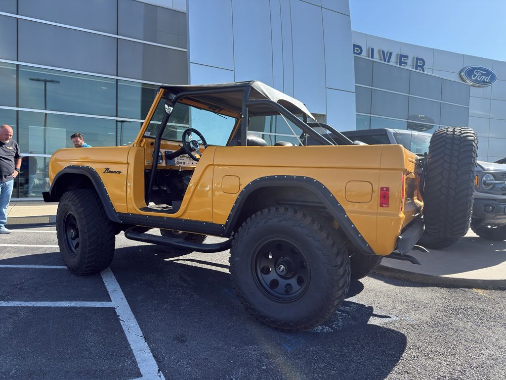 1977 Ford BRONCO photo 3
