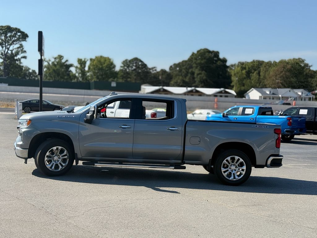 2024 Chevrolet Silverado LTZ photo 4