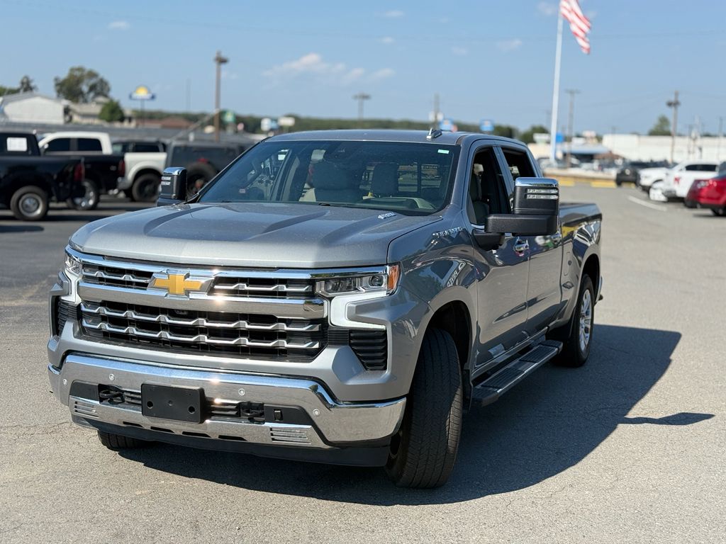 2024 Chevrolet Silverado LTZ photo 3