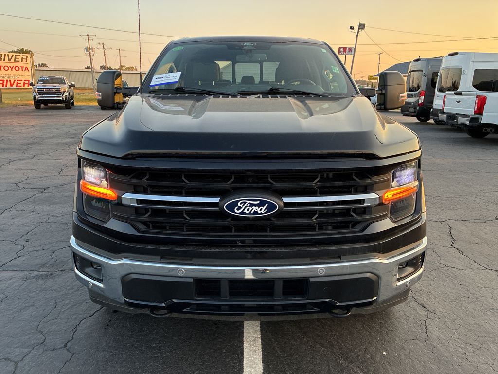 2024 Ford F-150 XLT photo 2
