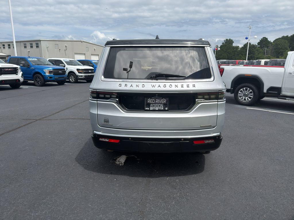 2022 Jeep Grand Wagoneer Series III photo 6