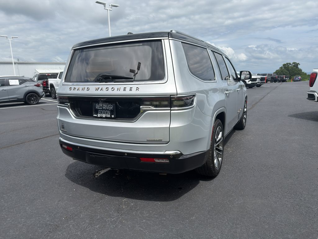 2022 Jeep Grand Wagoneer Series III photo 5