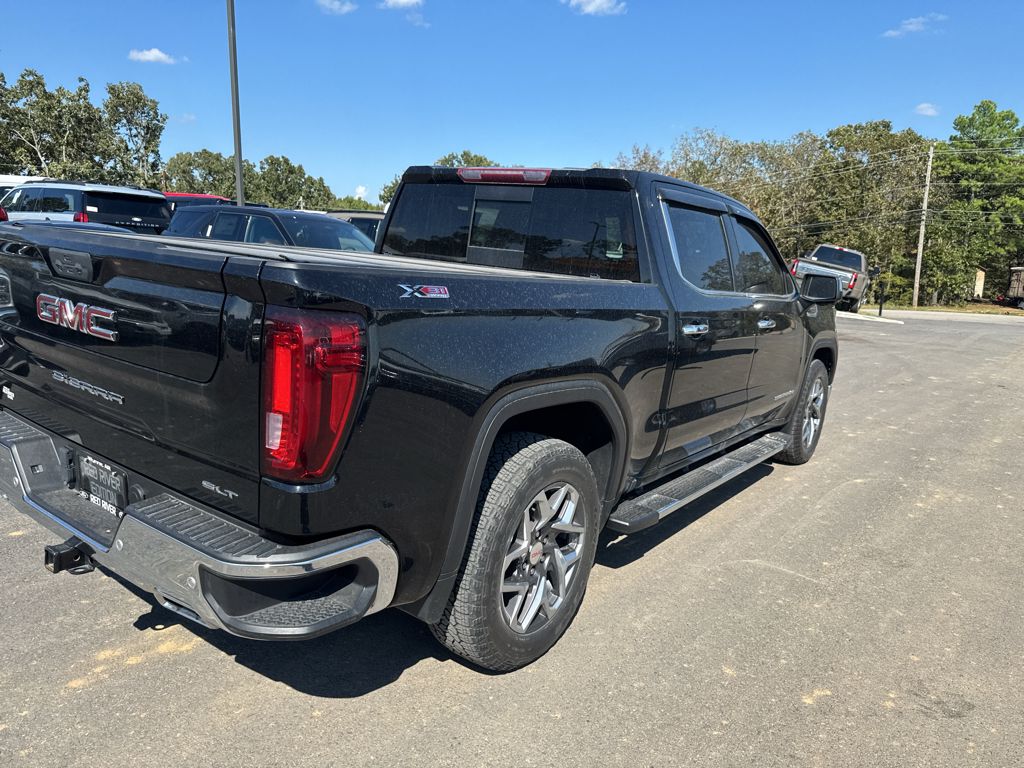 2024 GMC Sierra SLT photo 5