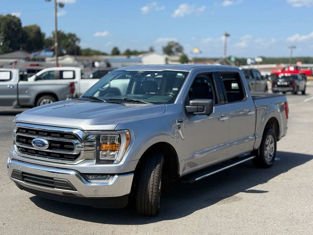 2021 Ford F-150 XLT photo 3