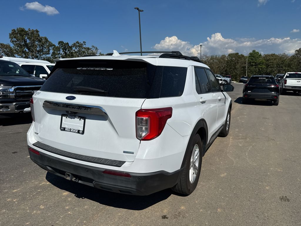 2020 Ford Explorer XLT photo 5