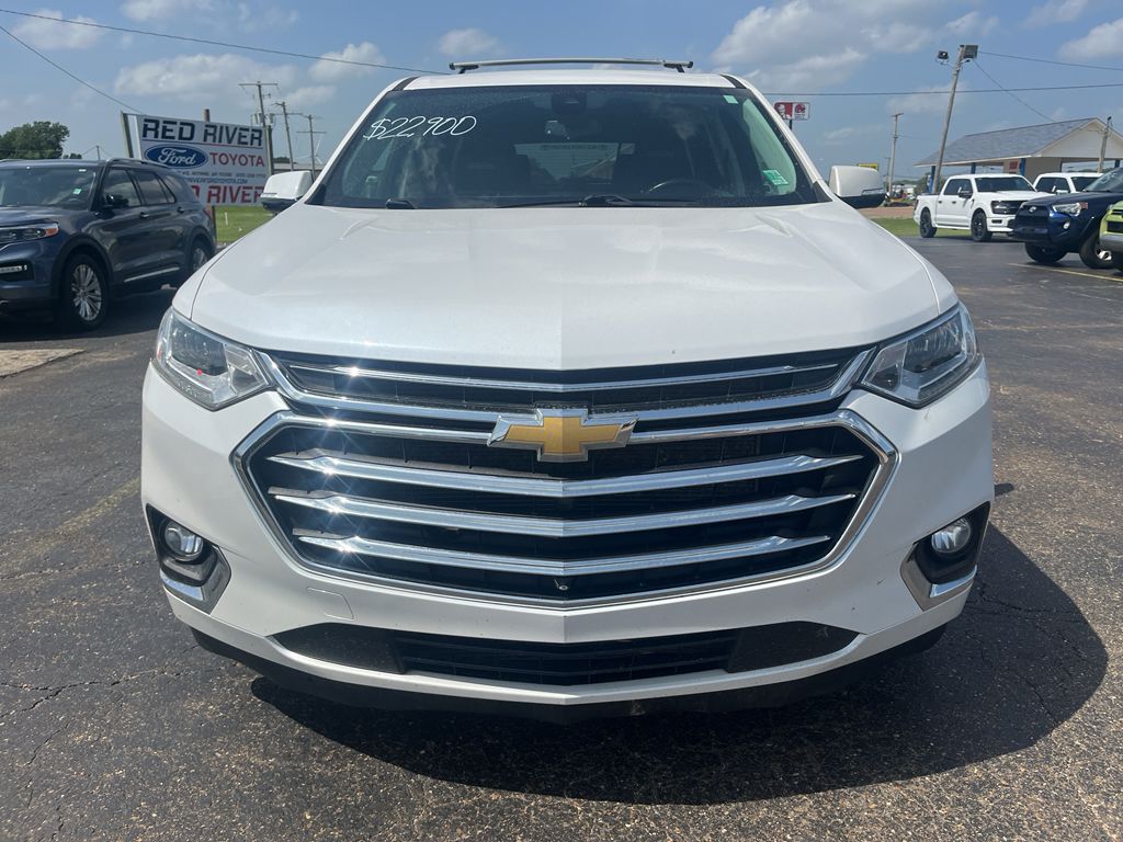 2020 Chevrolet Traverse High Country photo 2