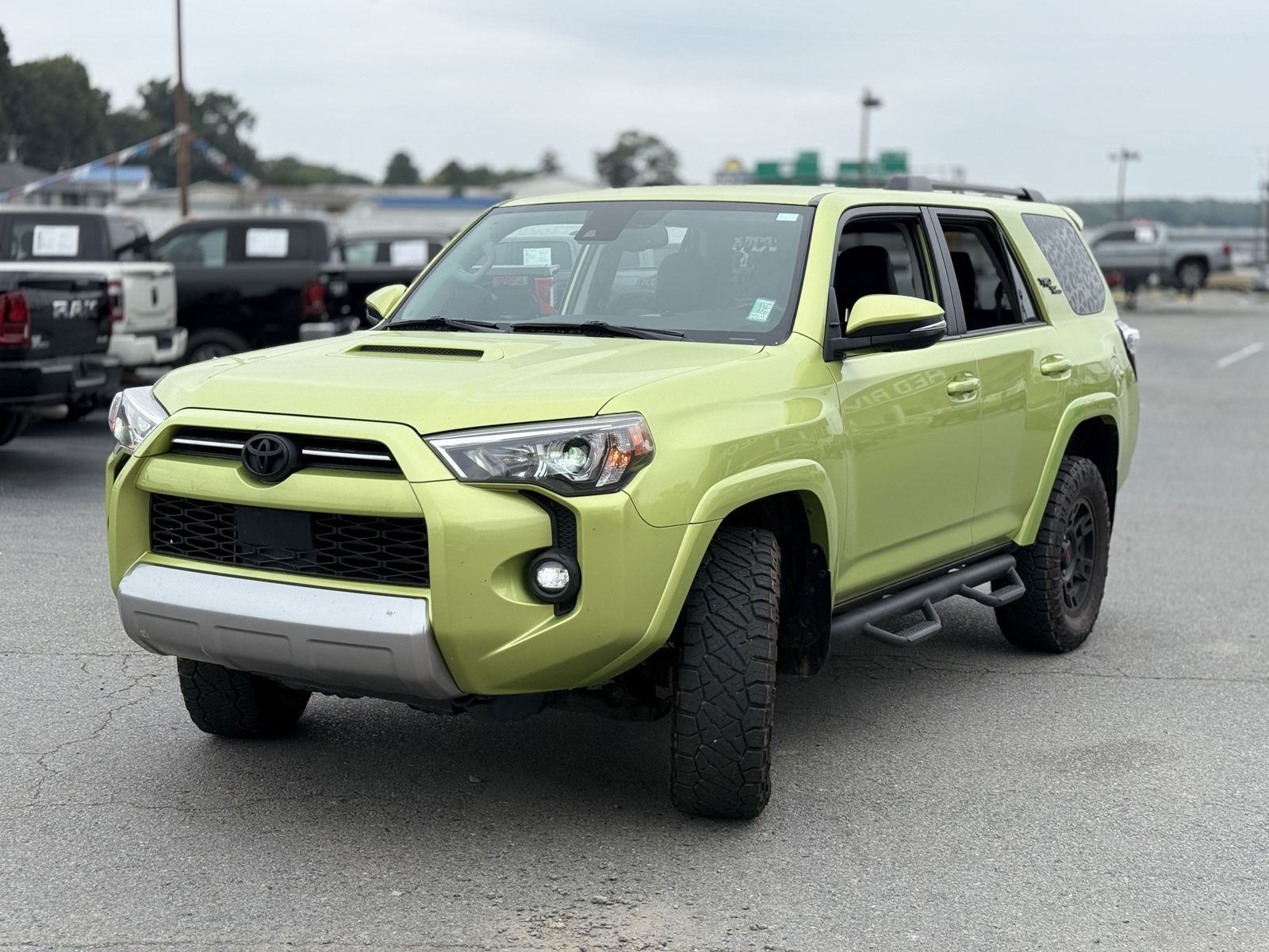 2023 Toyota 4Runner TRD Off Road Premium photo 4